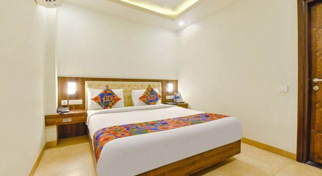 Номер Premium Fabhotel The Palm