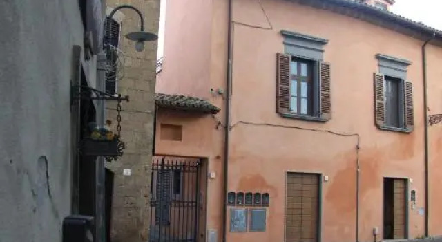Casa Corsica, Varaa Hotelli Orvieto Umbria