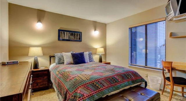 Powder Pointe A-205 1 Bedroom Condo, Забронировать Отель Парк-Сити Deer Valley - The Canyons, рядом с Горнолыжный подъемник First Time Lift