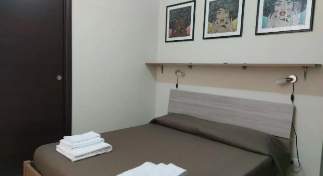 Arte Mia B&B, Забронировать Отель «постель и завтрак» Отели Реджо-ди-Калабриа с парковкой, рядом с Набережная Лунгомаре, Парковка