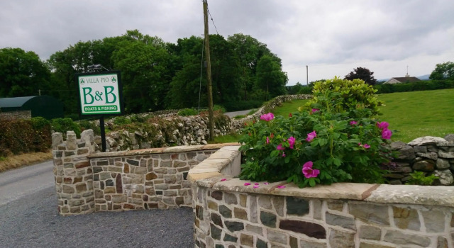 Villa Pio Accommodation Cong, Prenota Appartamento Hotel a Connacht con parcheggio, Parcheggio