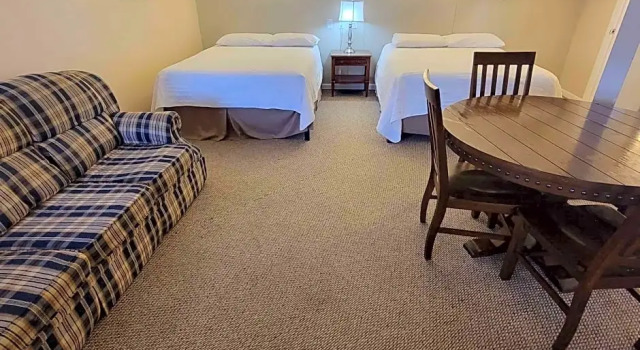 Номер Standard Early American Motel