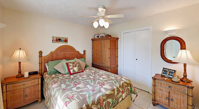 655 Cabana Beach Rd Cottage 4 Bedrooms 4 Bathrooms Cottage, Varaa Lomakoti Huvilat kohteessa Alabama, Villa