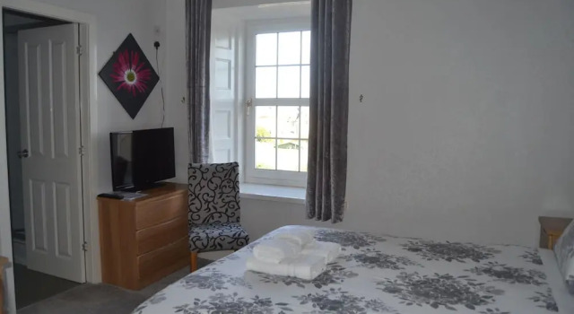 Southbank Guesthouse, Book Pension Gæstehuse i Grampian, Pension