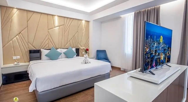 Люкс Golden Tulip Essential Makassar