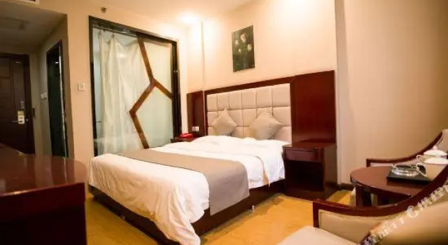 Jin Feng Business Hotel, Prenota Hotel Weinan Shaanxi