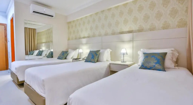 Трёхместный номер Standard Golden Lis Hotel Boutique
