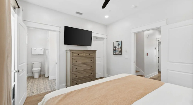Grand Retreat I! 4BR 5BA Sleeps 15! Private Pool! Luxury and Comfort Await!