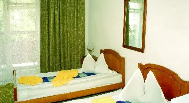 Riviera, Prenota Hotel Eforie Constanta