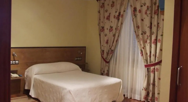 Номер Standard Cruceiro do Monte