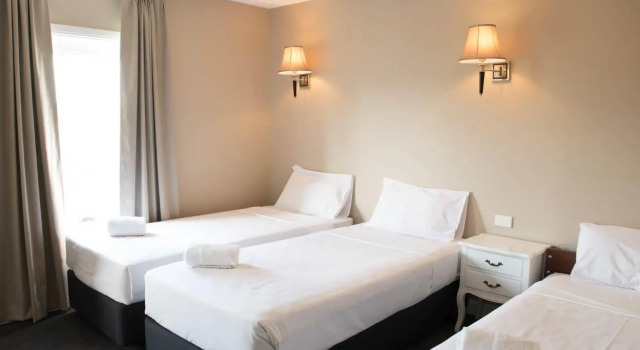 Трёхместный номер Standard Lily Sands Inn