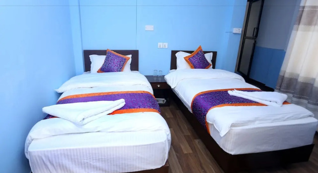 Двухместный номер Budget Hotel Rising Home