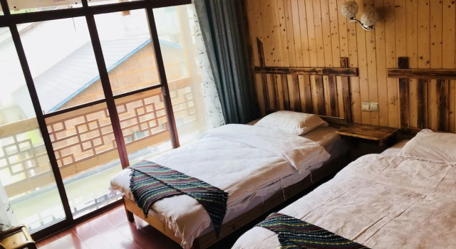 Двухместный номер Superior с балконом Zhangjiajie one step to heaven inn