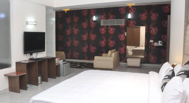 Pride Premier Solitaire Dehradun