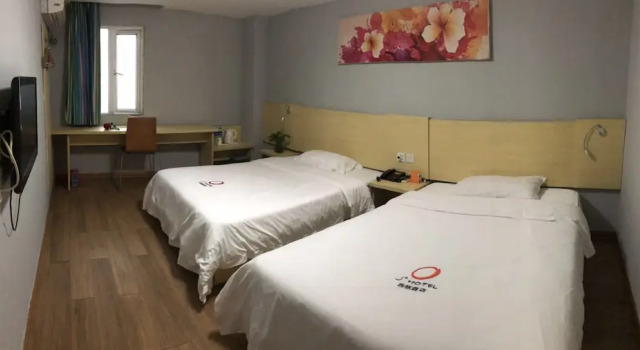 Lifu Yaju Hotel Guangzhou Xintang Metro Station Branch