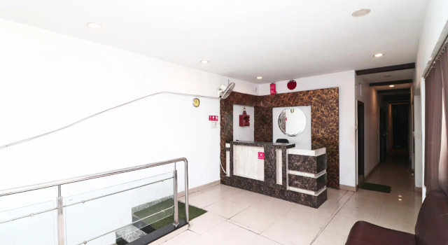 OYO 8074 Hotel G 9, Забронировать Отель Отели Лакхнау 3 звезды, 3*