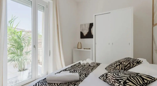 Номер Standard New Elegance Suites Guesthouse