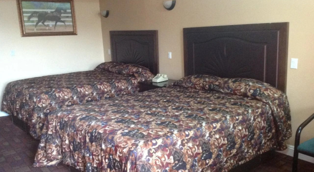 Bronco Motel