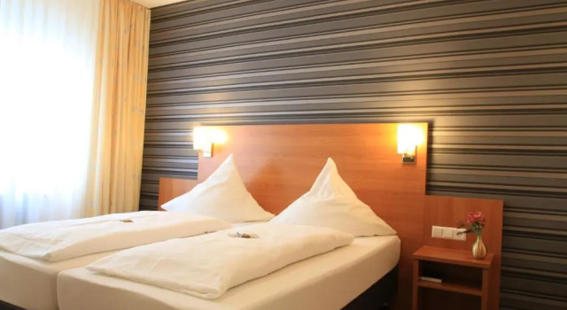 Hotel Alexa, Reserva ahora Hotel  