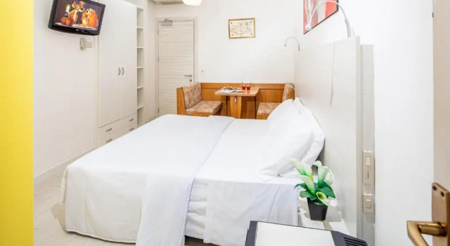 Номер Comfort Hotel Alexander