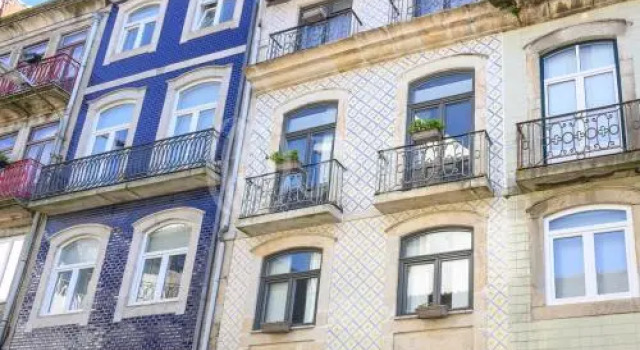 Almada Apartments 468