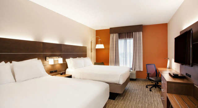 Четырёхместный номер Standard Holiday Inn Express Lake Wales North-Winter Haven by IHG