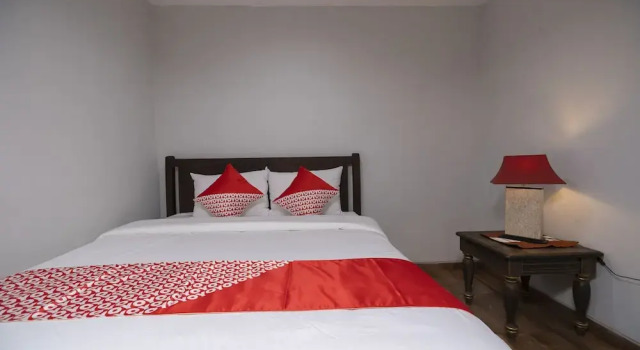 Двухместный люкс DTamblingan Guest House at Taman Griya Jimbaran RedPartner - Minimum Stay 30 Nights