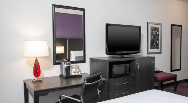 Run of House Holiday Inn Express & Suites Columbus - Polaris, an IHG Hotel