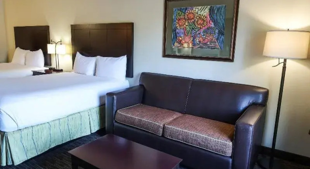 Номер Economy Oxford Suites Portland - Jantzen Beach