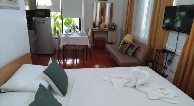 Семейный номер Standard Makati Riverside Inn