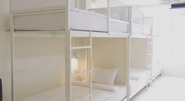 Casa Blanca - Hostel, Забронировать Хостел Хостелы Краби-таун, рядом с Храм Каев Кораварам, Хостел