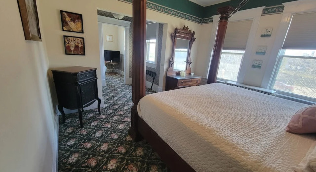 Люкс Premium The Weis Mansion Bed and Breakfast