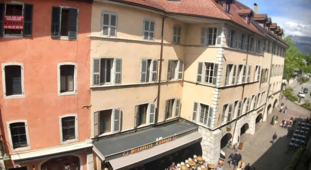 Le Paquier 9 The charm in the heart of the Old Town 150m from the Lake, Забронировать Апартаменты/квартира Анси Озеро Анси