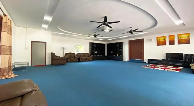 Апартаменты OYO Home 90319 Ambong Bay Resthouse Homes