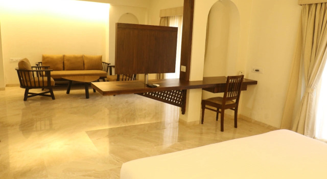 The Pavillion Hotel