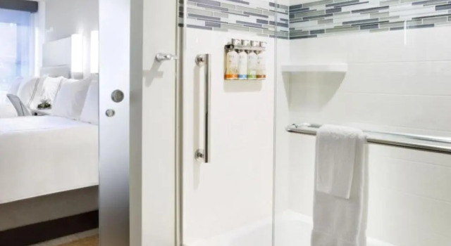Четырёхместный номер Standard EVEN Hotel Rockville - Washington, DC Area by IHG