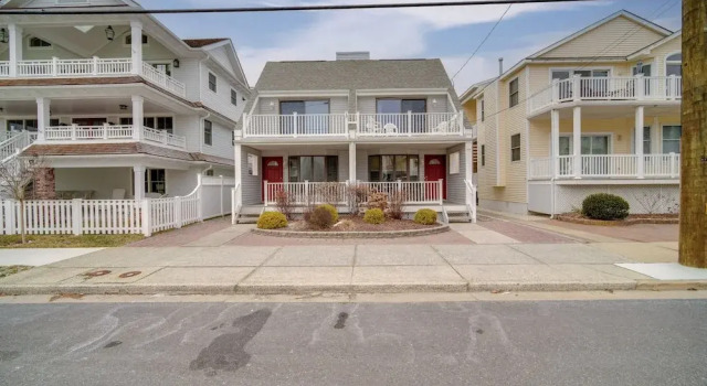 Steps to Beach: Townhome w/ Balcony in Ocean City, Забронировать Апартаменты/квартира Оушен-Сити Джерси-Шор