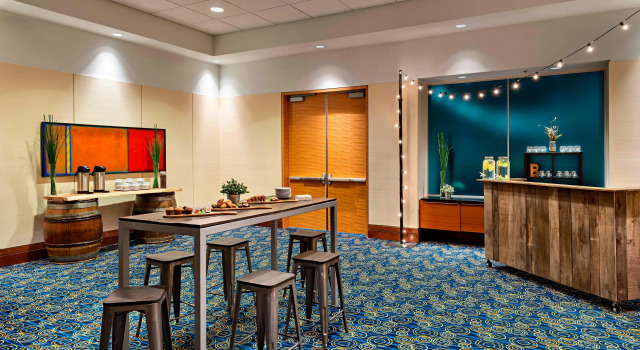 Marriott Montreal Airport, Rezervați Hotel Dorval Island Quebec
