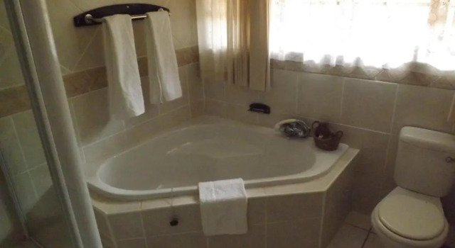 Полулюкс Thatchings Bed and Breakfast
