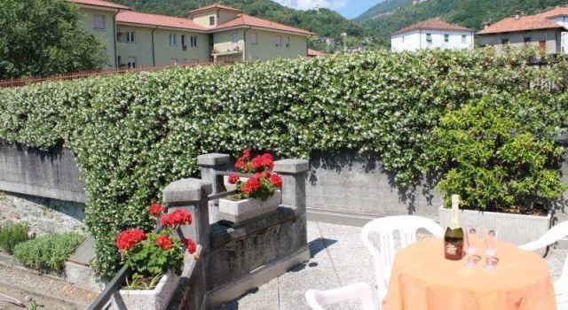 Residenza Luisa, Rezervovat Hotel Dongo Como