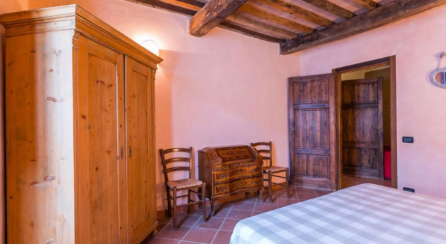 Borgo Cerbaiola 18449, Book Hotel Hoteller i Pomarance med parkering, Parkering