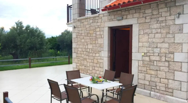 Коттедж с 3 комнатами Glyfada Villas