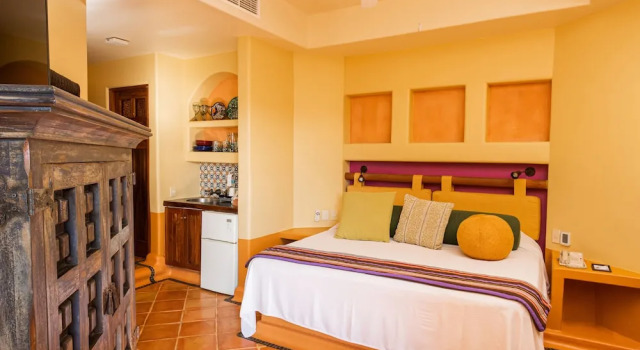 Двухместная студия с балконом Hilton Grand Vacations Club Zihuatanejo