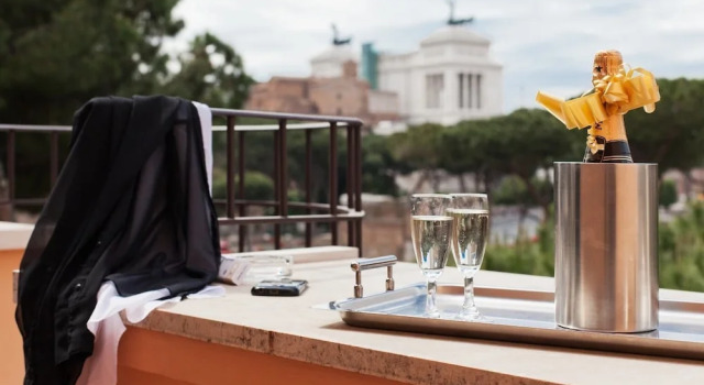 Двухместный номер Deluxe с балконом Hotel Romano