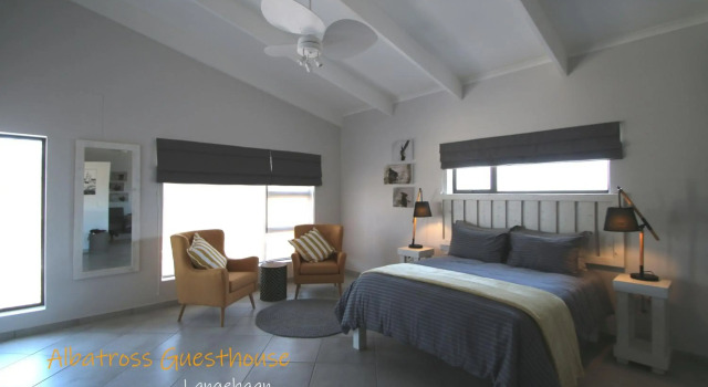 Albatross Guesthouse, Забронировать Отель Лангебан провинция Западный Кейп