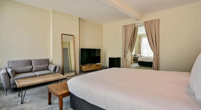 Четырёхместный номер Standard Fish Market B&B