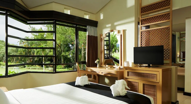 Camera quadrupla Superior éL Hotel Kartika Wijaya Batu