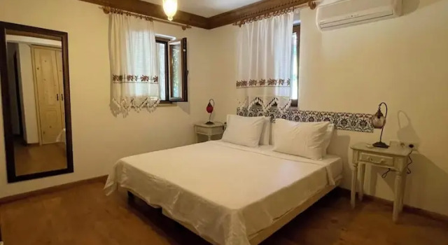 Люкс guesthouse by west