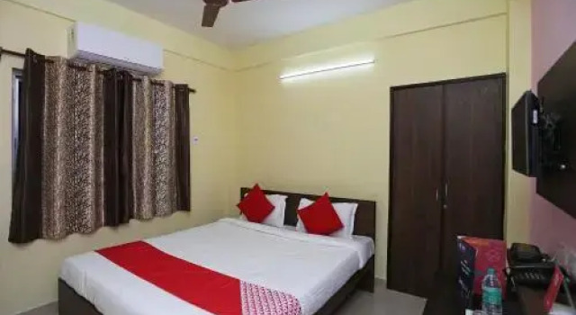 OYO 24237 Aashray Guest House, Prenota Affittacamere Calcutta 