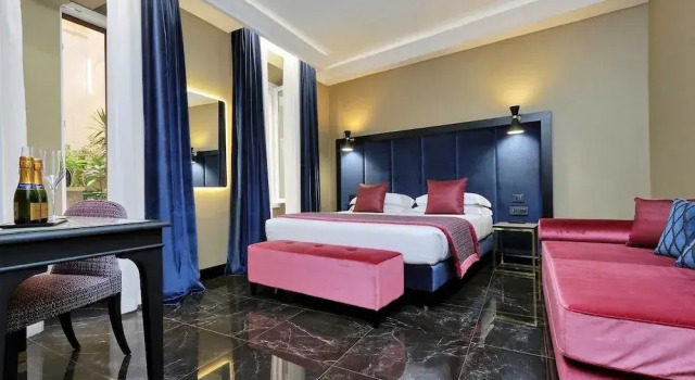 BQ House Colosseo Luxury Rooms, Забронировать Отель Отели Рима с бассейном, рядом с Больница Сан-Джованни, Бассейн
